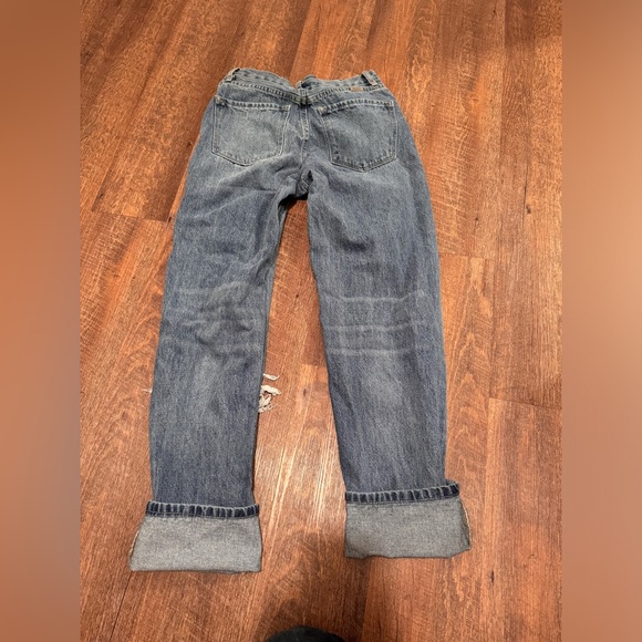 ripped mom jeans. - Picture 2 of 4